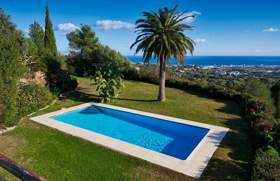 Villa El Capricho-1