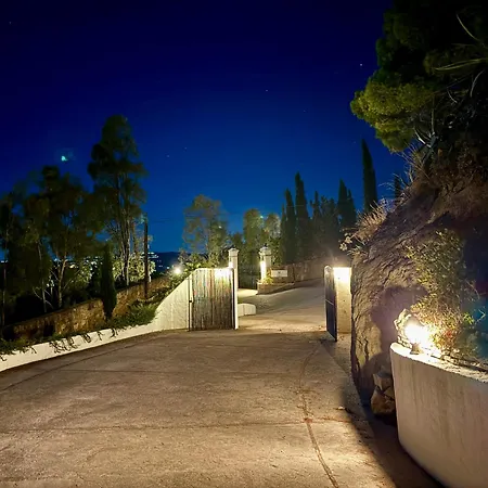 Villa El Capricho-3